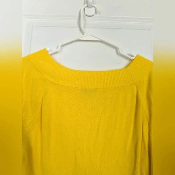 Talbot's Bright Yellow Off the Shoulder Bell Sleeve Top Size Large - Picture 7 of 7